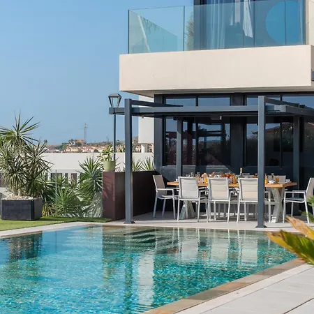 Holiday home Karat Serendibita *